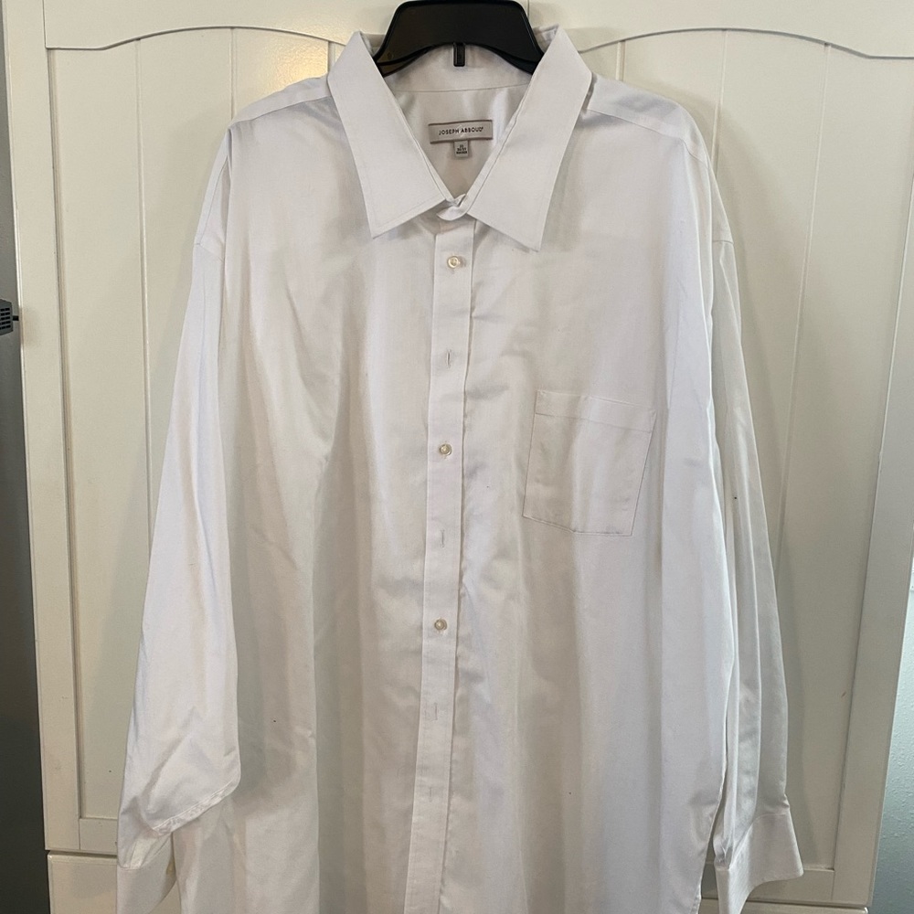 Men’s dress shirt